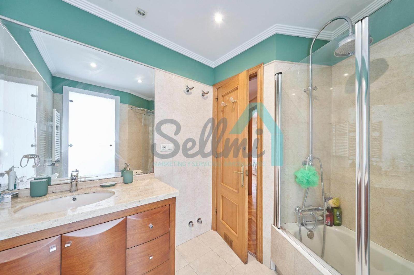 Ferienwohnung Atico Salesas Oviédo Exterior foto